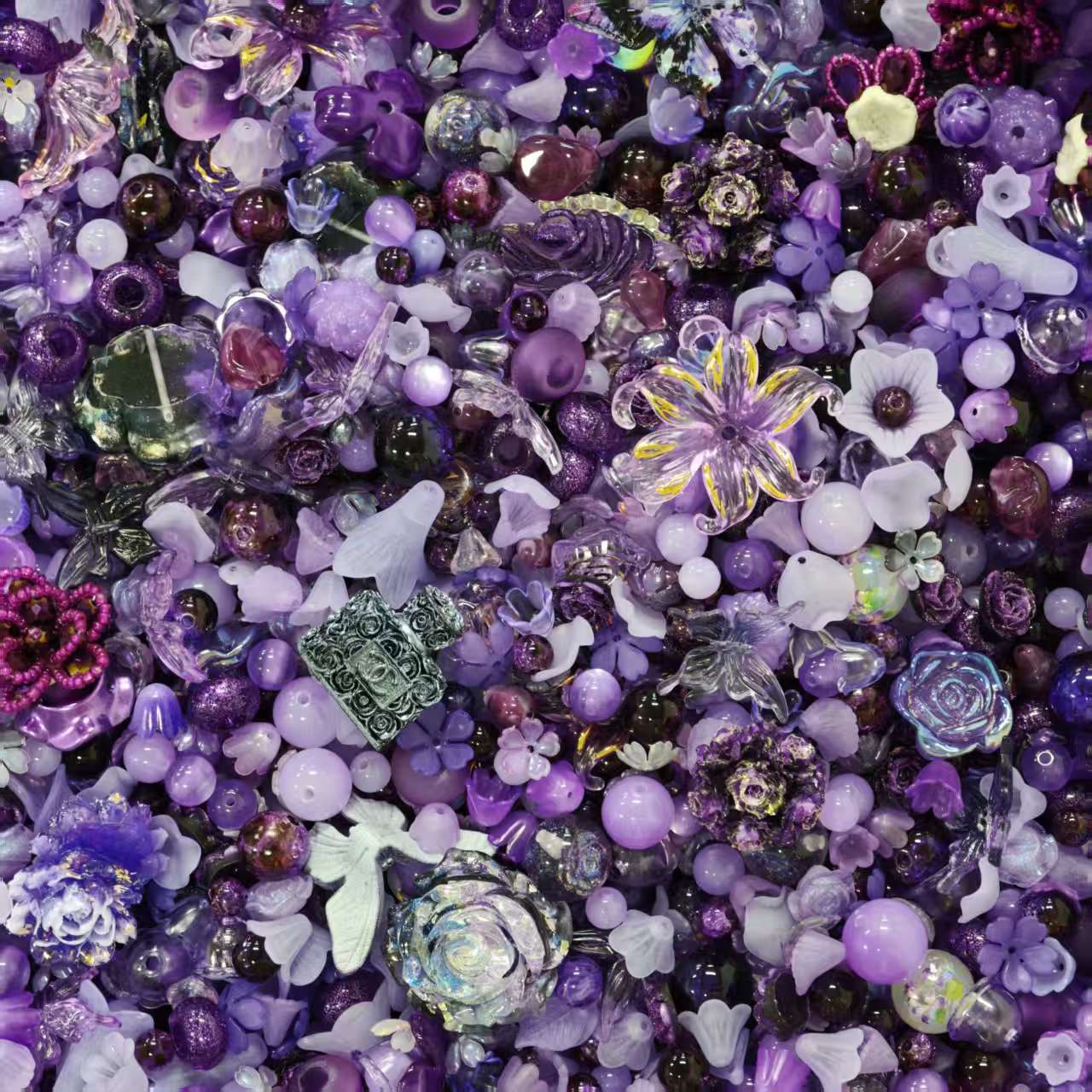 Acrylic Beads -Purple flowers (for beaded pen, keychains, phone chains)