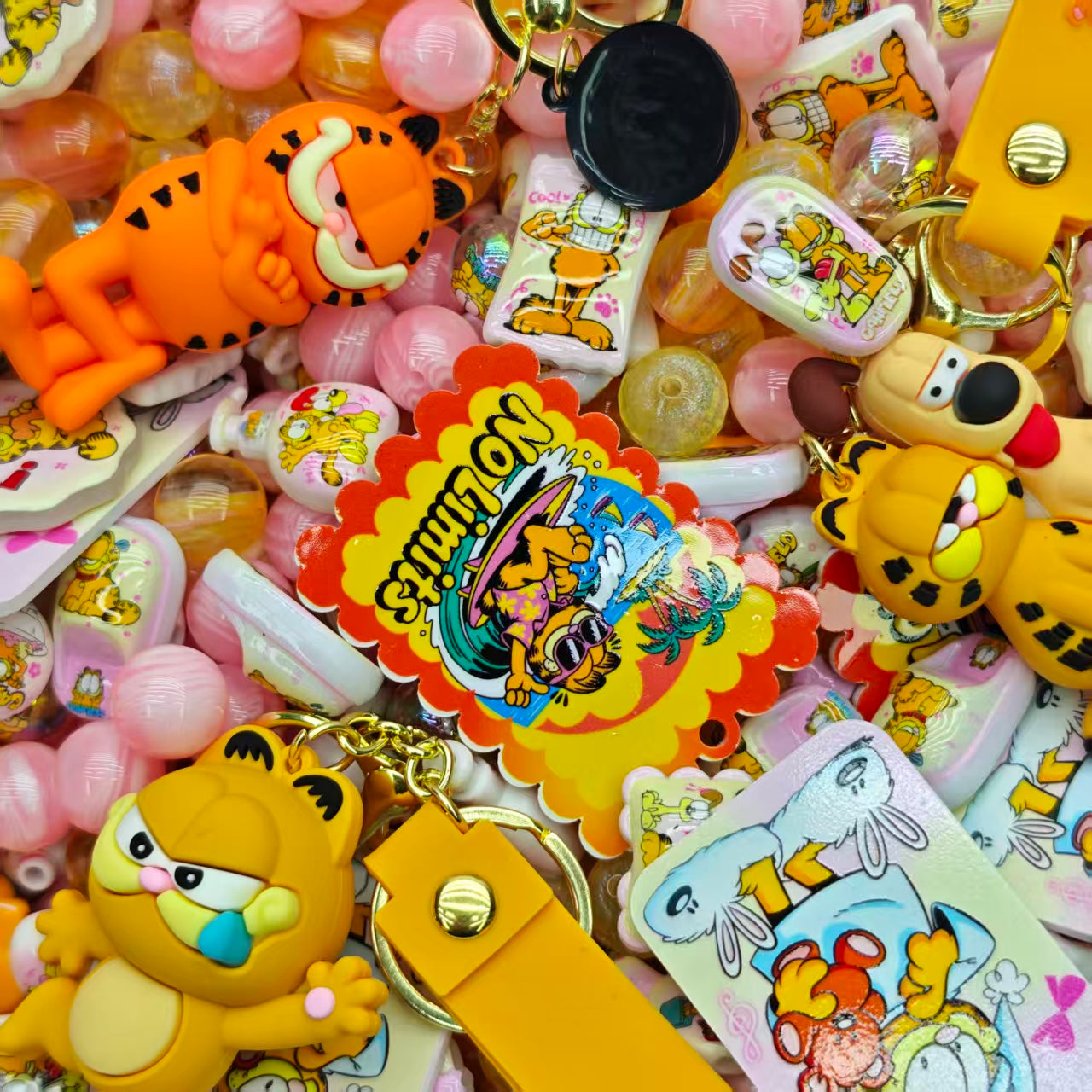 Acrylic beads-Garfield (for beadable pens, keychains, phone chains)