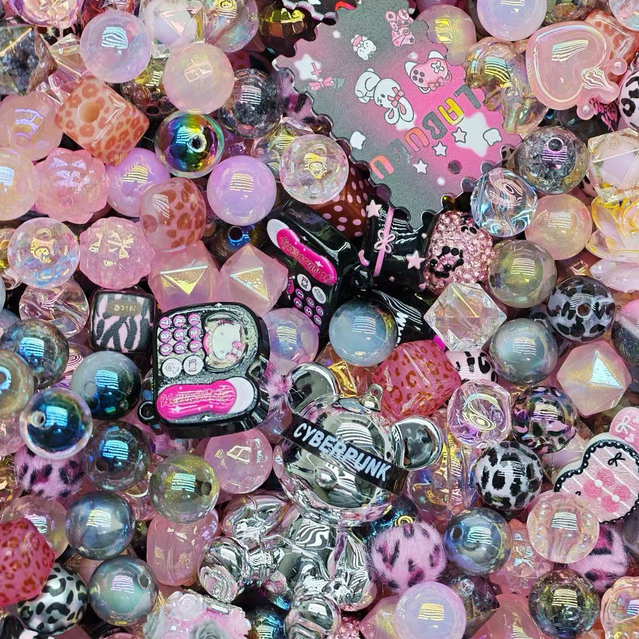 Acrylic beads-Leopard Black Pink for beadable pens, keychains, phone chains