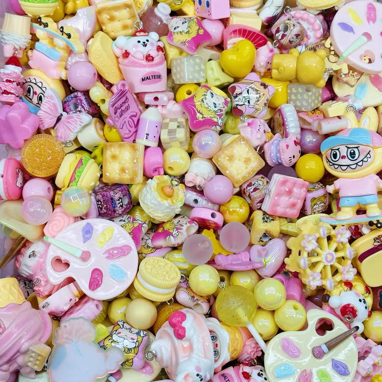 Acrylic beads-Sailor moon's party (for beadable pens, keychains, phone chains