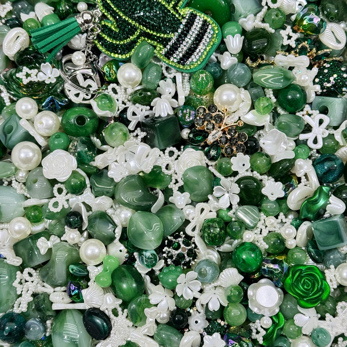 Acrylic beads-green pearl (for beadable pens, keychains, phone chains