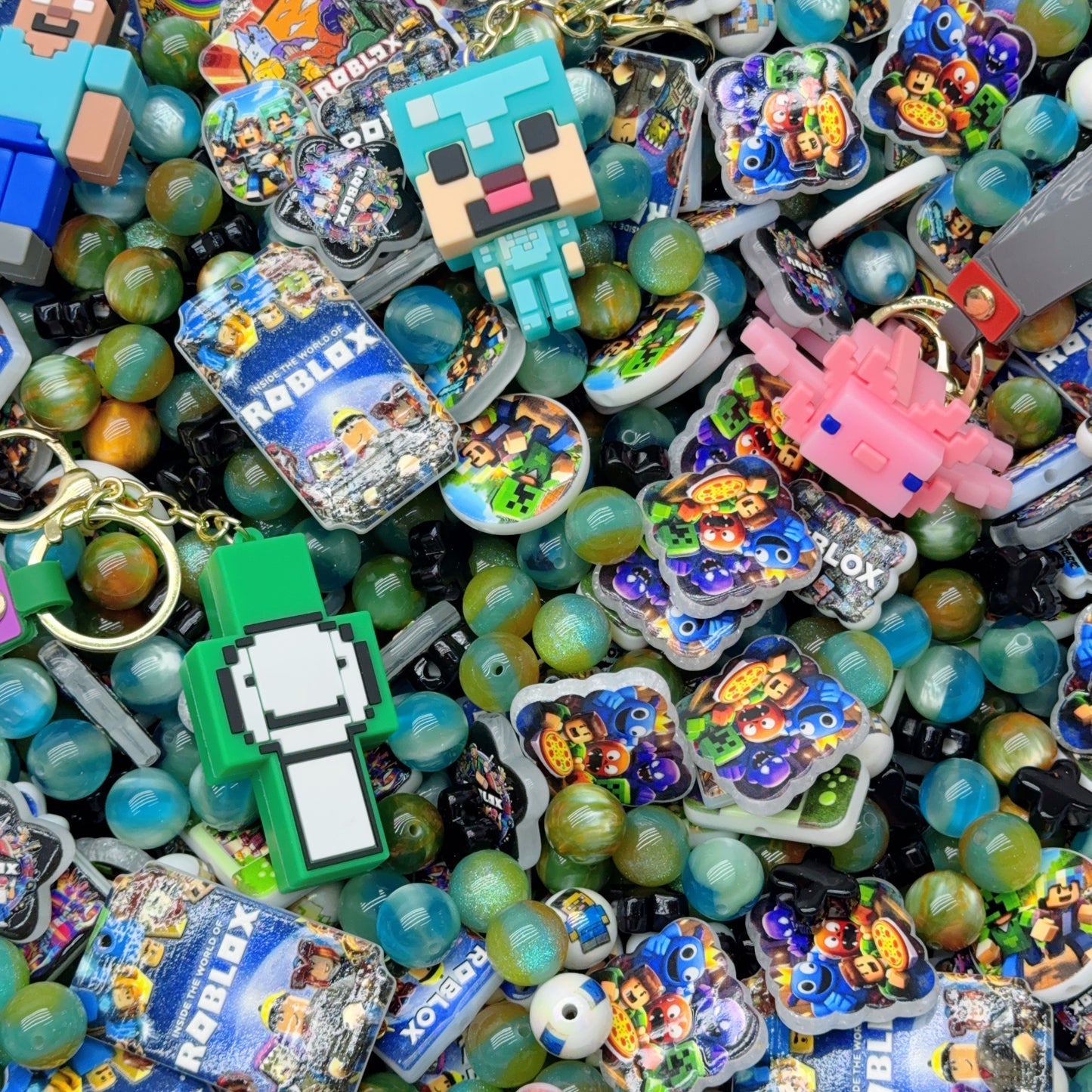 Acrylic Beads - Roblox (for beaded pen, keychains, phone chains)