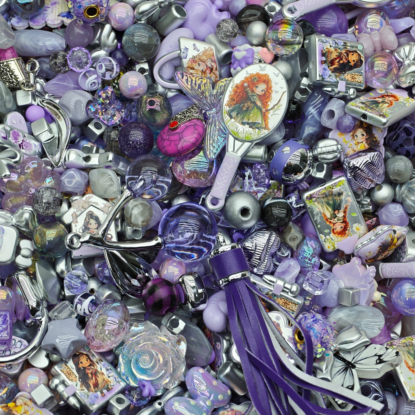 Acrylic beads- Princess dream (for beadable pens, keychains, phone chains)