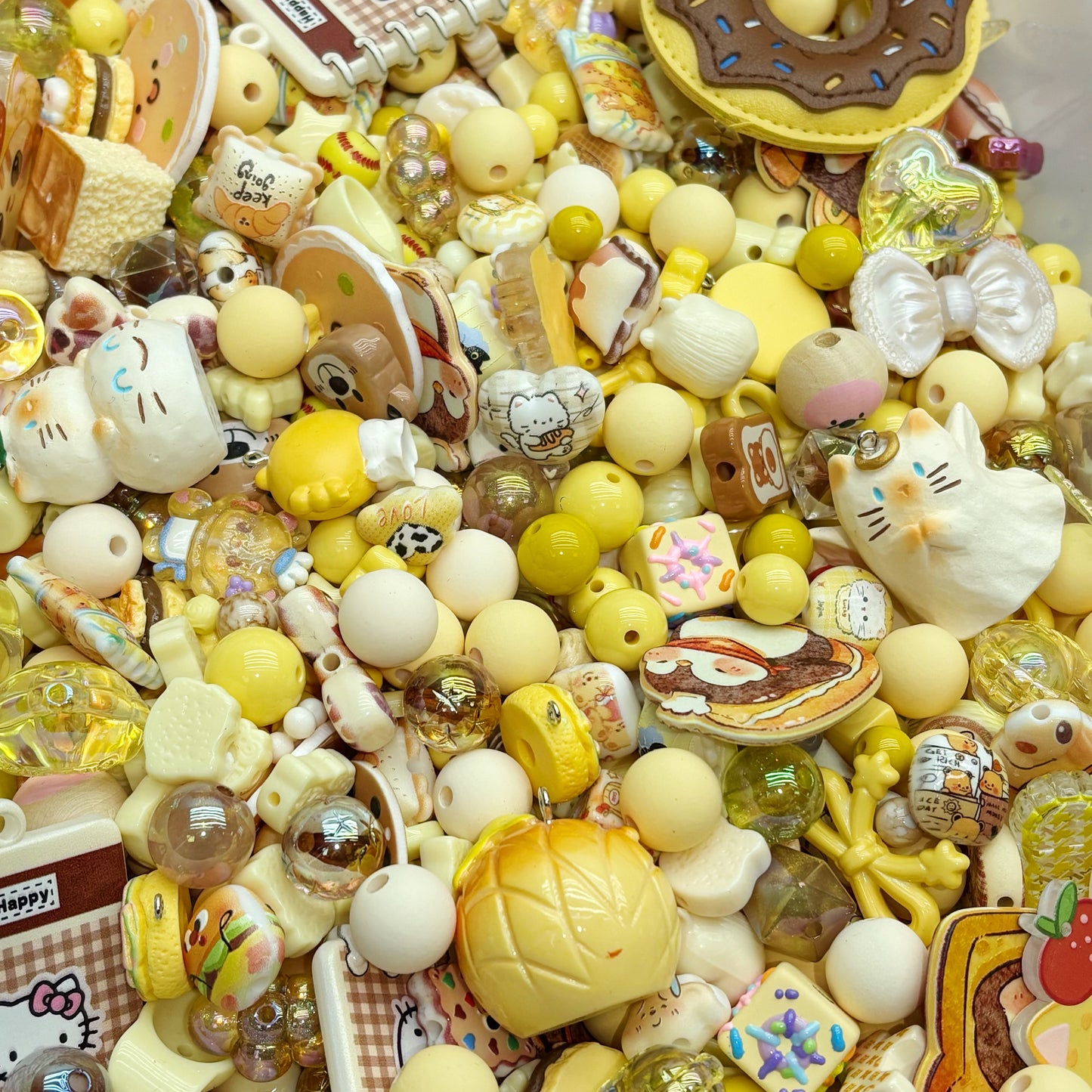 Acrylic beads- cute yellow mix (for beadable pens, keychains, phone chains)