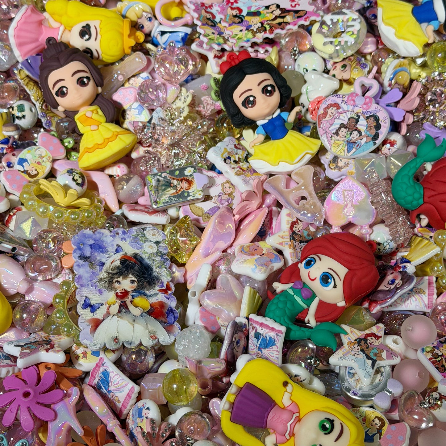 Acrylic beads-Colorful Disney Princess (for beadable pens, keychains, phone chains)