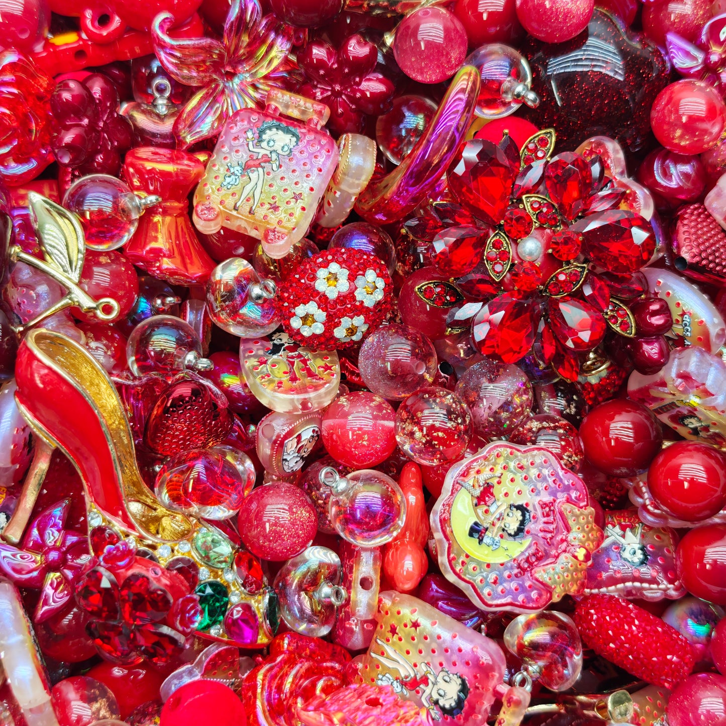 Acrylic beads- Betty Boop(for beadable pens, keychains, phone chains)
