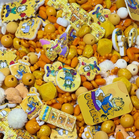 Acrylic beads-Garfield (for beadable pens, keychains, phone chains)
