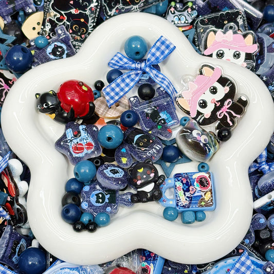 Acrylic beads- black cat mix (for beadable pens, keychains, phone chains