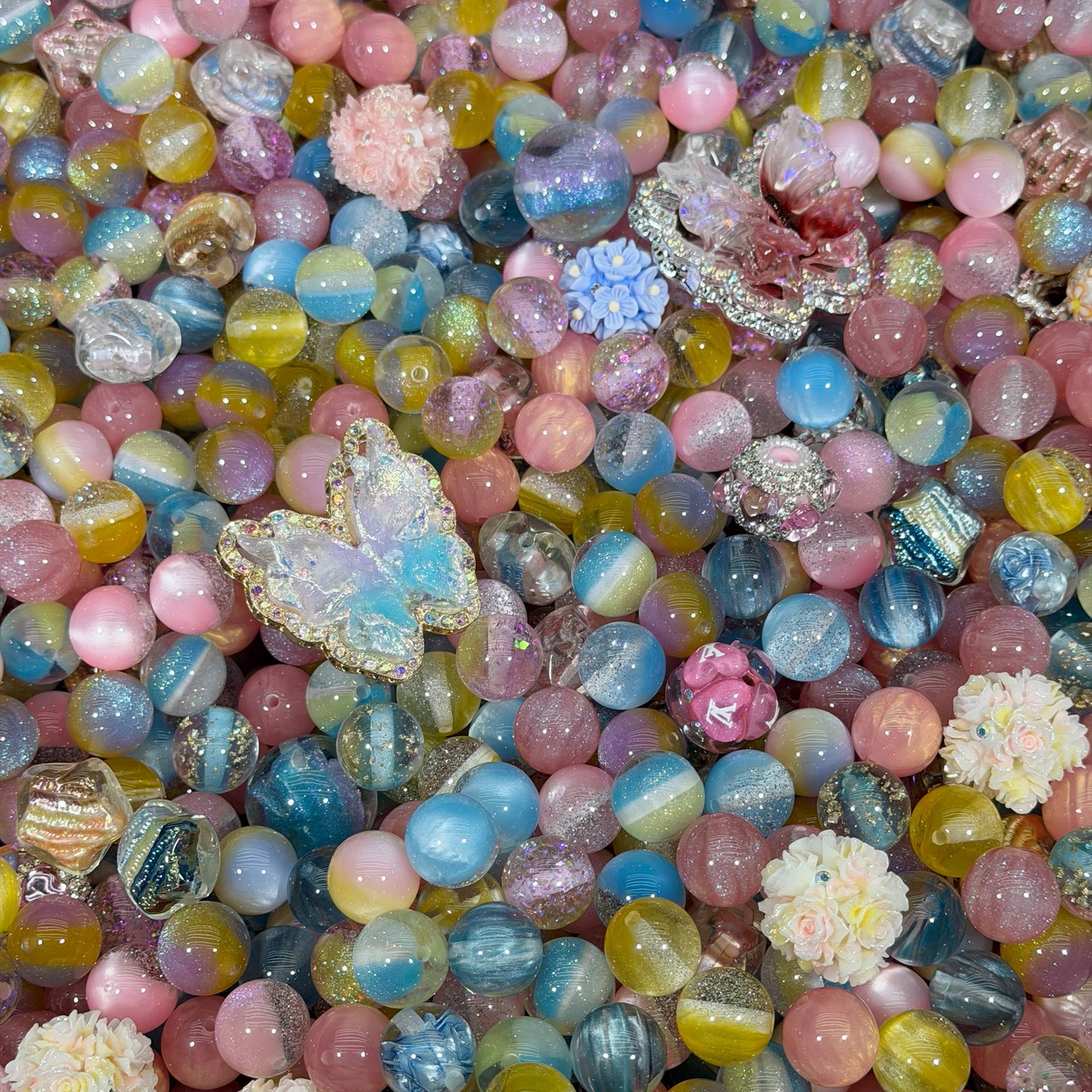 Resin beads-Yellow Blue Pink（for beadable pens, keychains, phone chains)