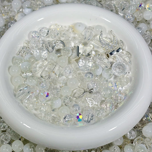 Glass beads-White Mix (for beadable pens, keychains, phone chains)