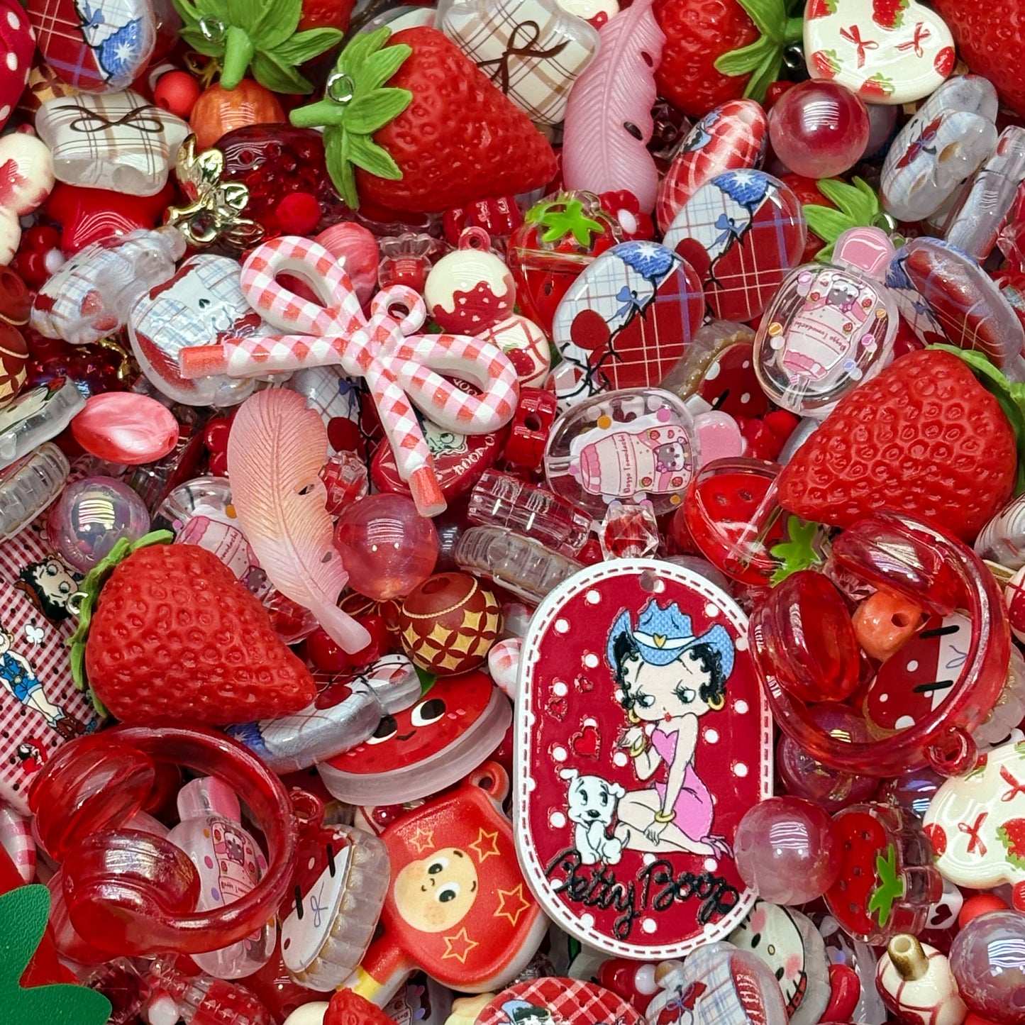Acrylic beads-Strawberry Betty Red for beadable pens, keychains, phone chains