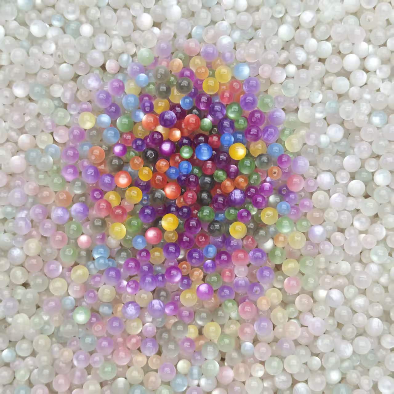 Resin beads -Color changing 8/10mm (for beadable pens, keychains, phone chains)
