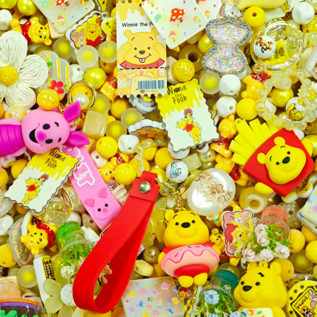 Acrylic beads - Winnie the Pooh (for beadable pens, keychains, phone chains)