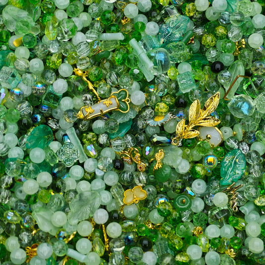 Glass Bead Mix -Green (Includes blingbling glass Beads and Pendants, Perfect for Handmade Jewelry Crafting)