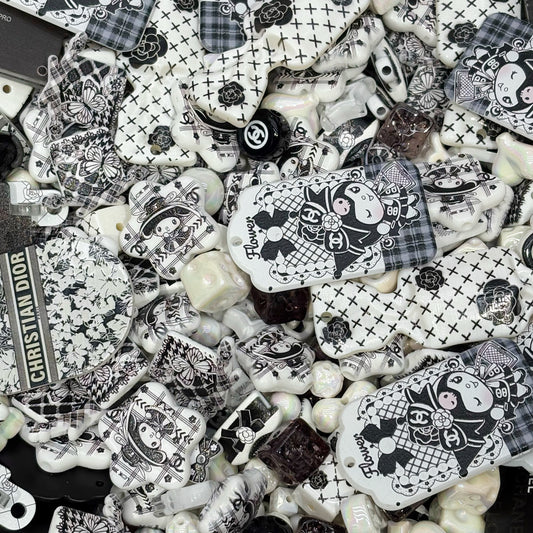 Acrylic beads-Luxury sanrio (for beadable pens, keychains, phone chains)