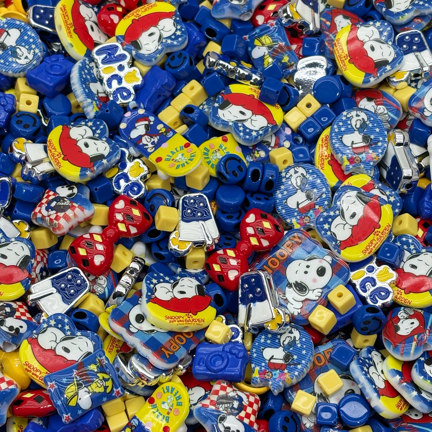 Acrylic beads-Blue Sky Snoopy (for beadable pens, keychains, phone chains)