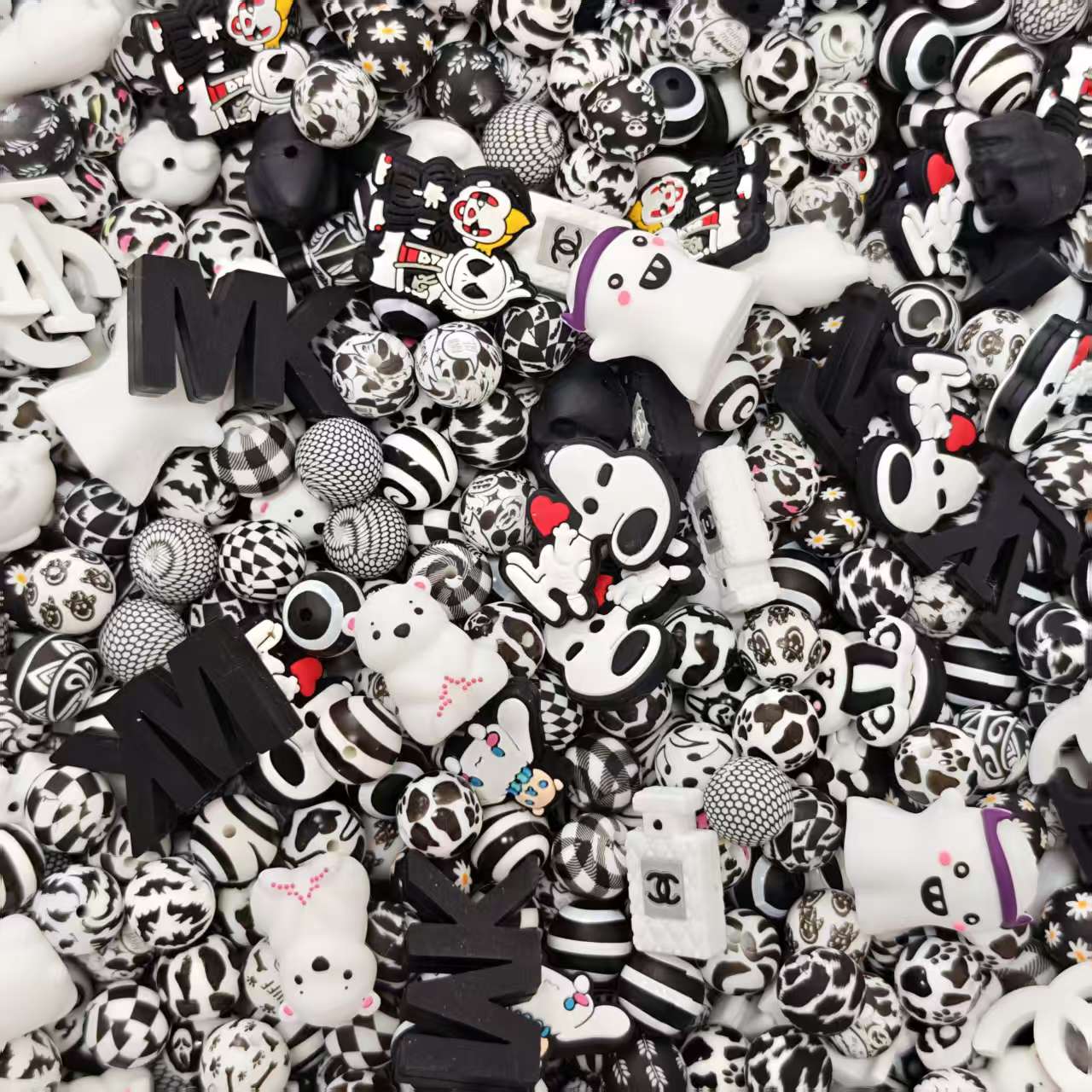 [Big sale]Silicon beads -Black white mix(for beadable pens, keychains, phone chains)