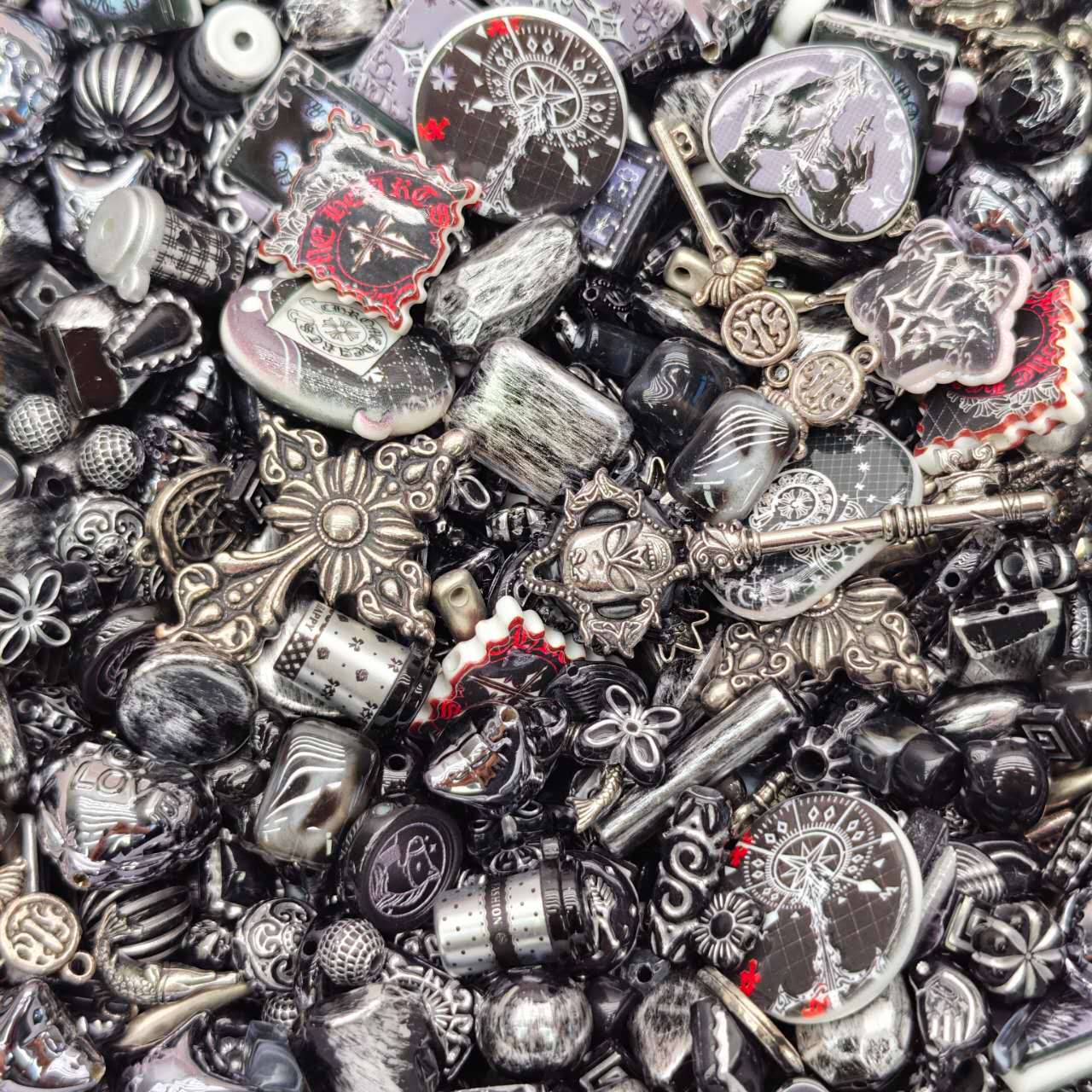 Acrylic beads- Chrome heart (for beadable pens, keychains, phone chains)
