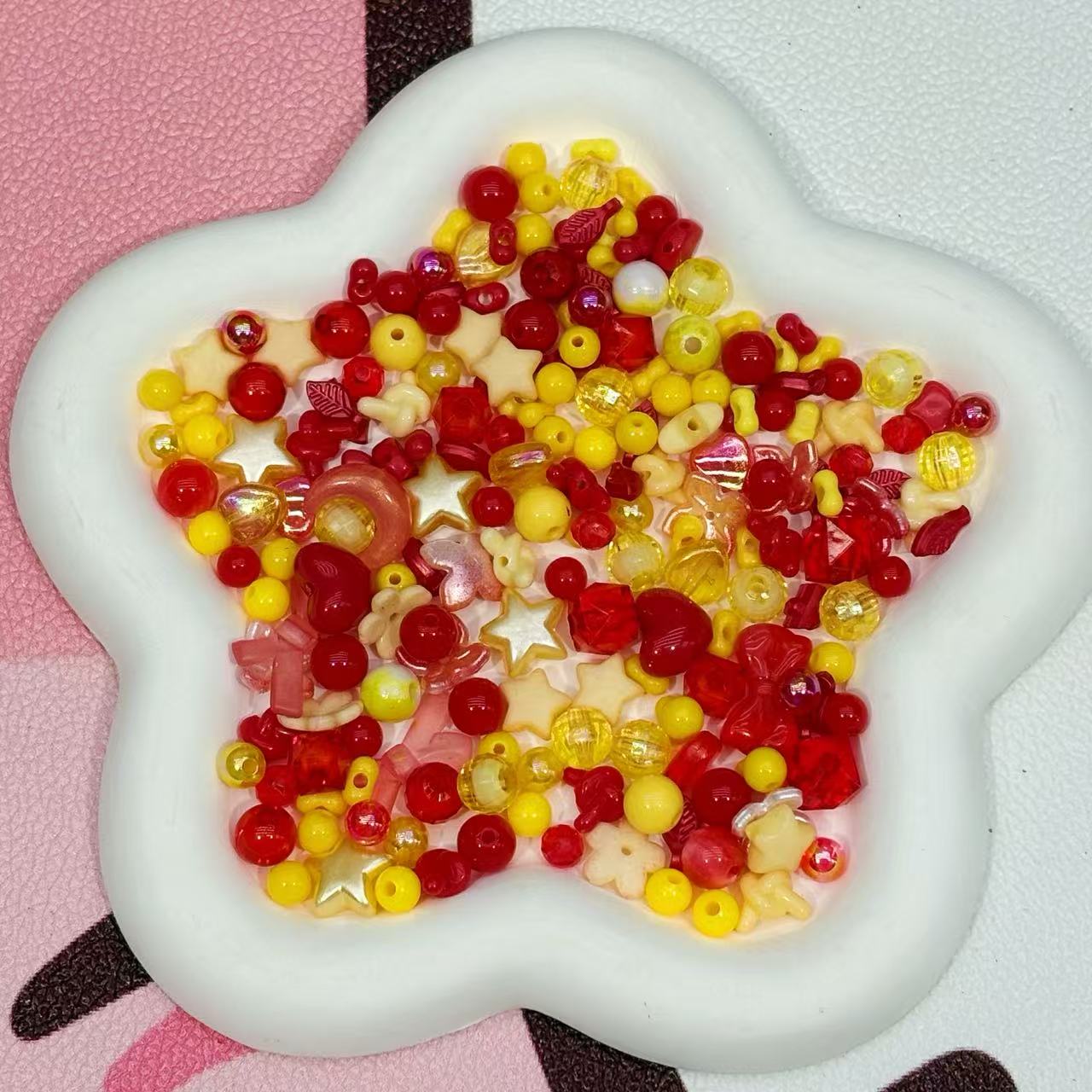 [BIG SALE] All Spacer Beads (50ml only $2)(very useful spacer, for keychains, bracelets, phone chains etc))