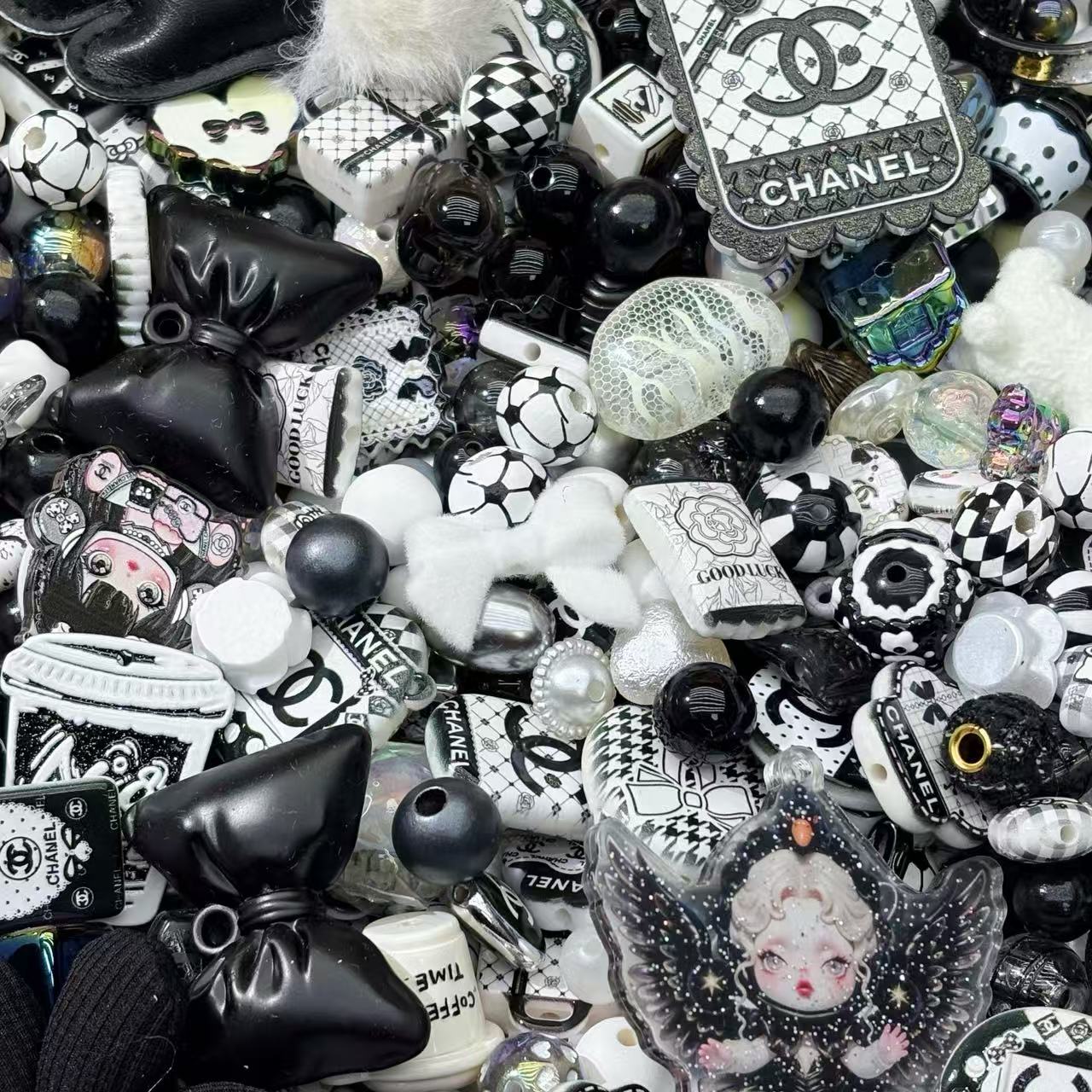 Acrylic beads-Black white luxury for beadable pens, keychains, phone chains