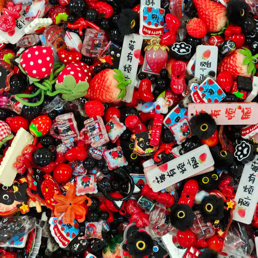 Acrylic Beads - strawberry cat (for beaded pen, keychains, phone chains)