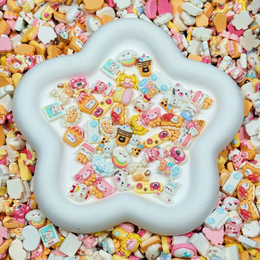 MINI charms - mini kitty mix (Very High quality, for nails, croc charms, phone cases, key chains, picture frame etc)