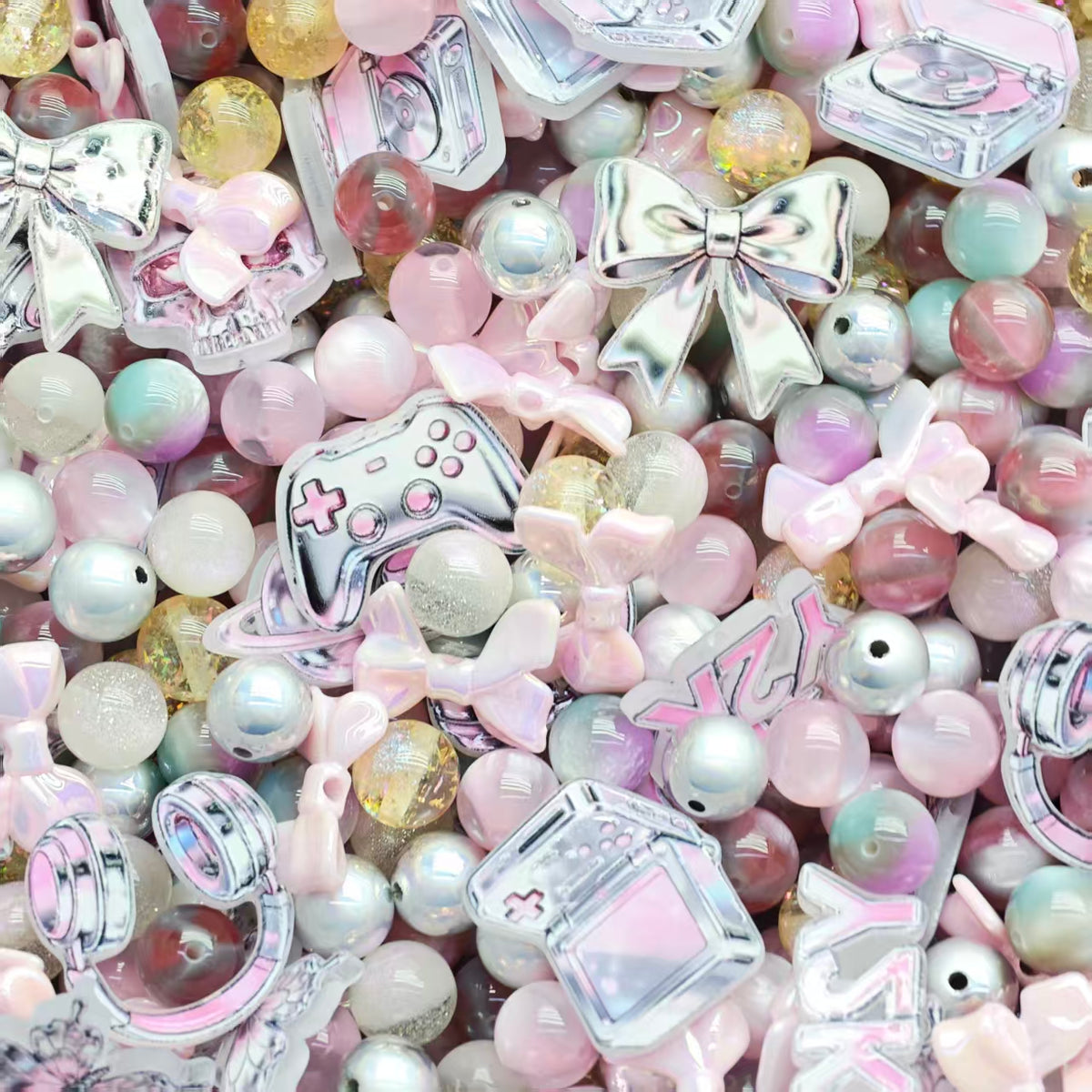 Acrylic beads - Y2K (for beadable pens, keychains, phone chains)