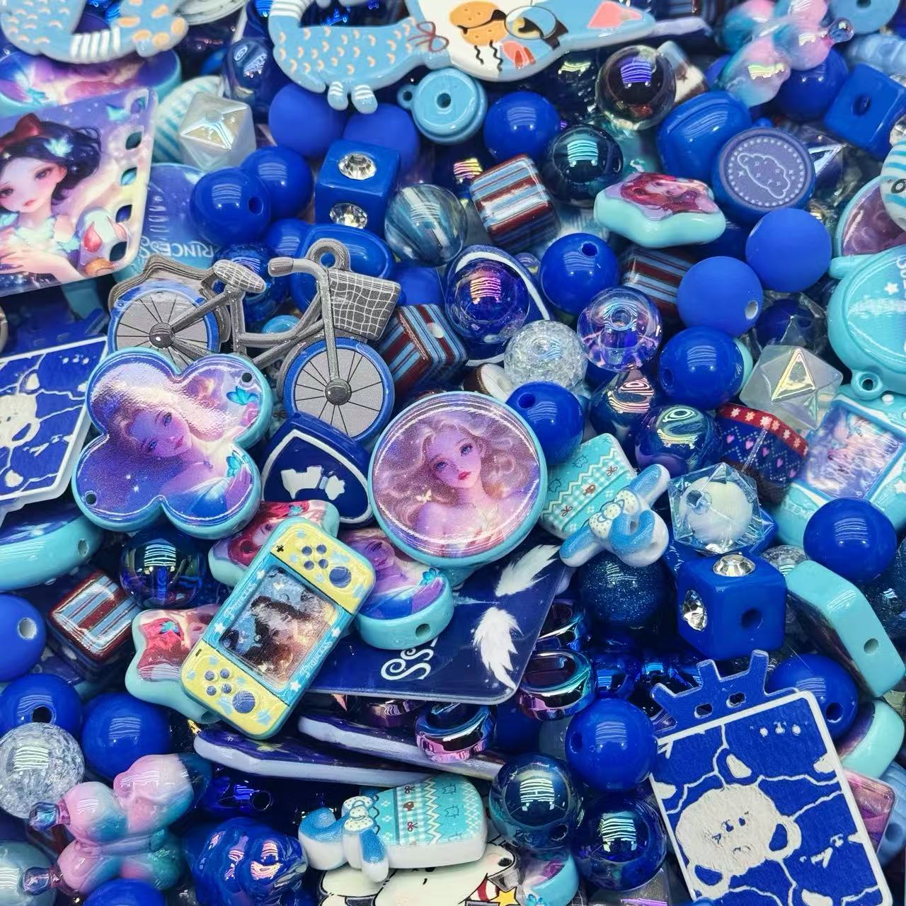 Acrylic beads-Princess blue (for beadable pens, keychains, phone chains)