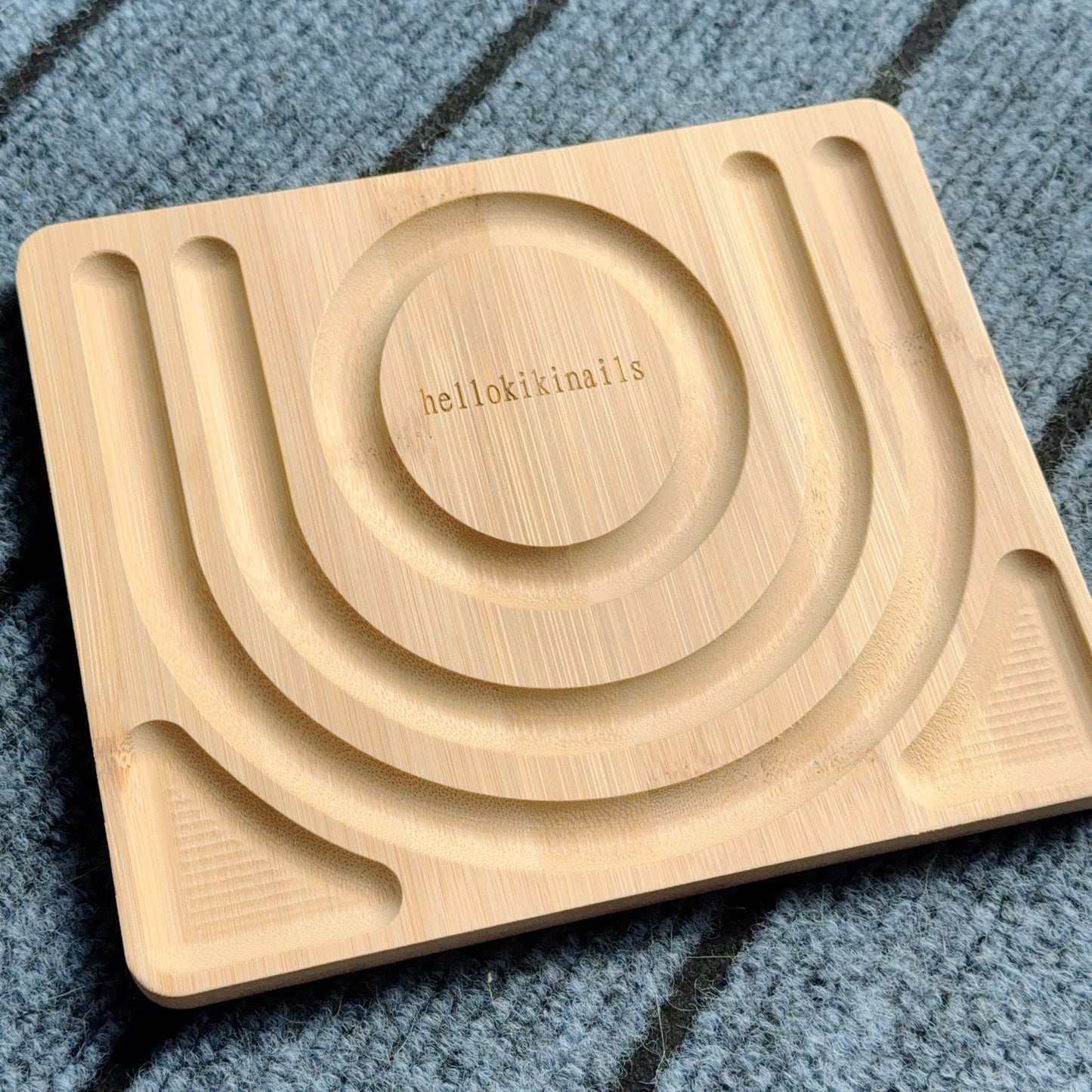 Wood holder (for make bracelets)-Aria