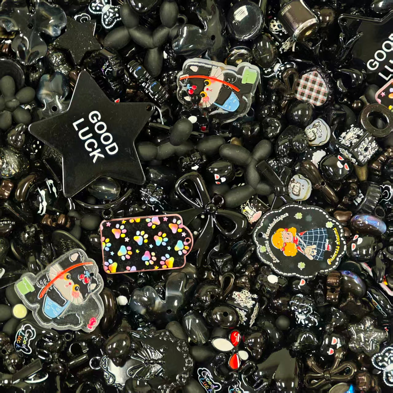 Acrylic Beads -All black3.0 (for beaded pen, keychains, phone chains)