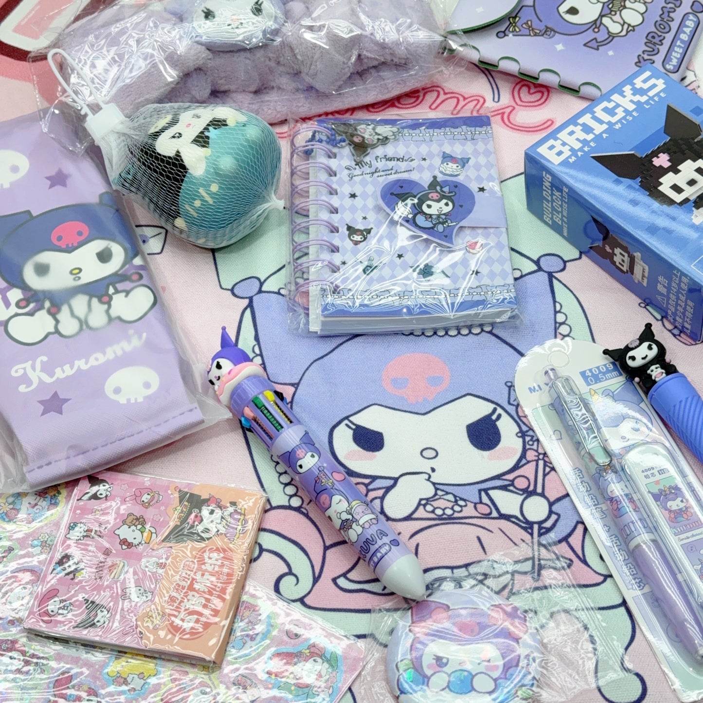 Blind bag (12 items )Order 3 or more Blind Bags and get a FREE BIG Notebook!!!-Aria