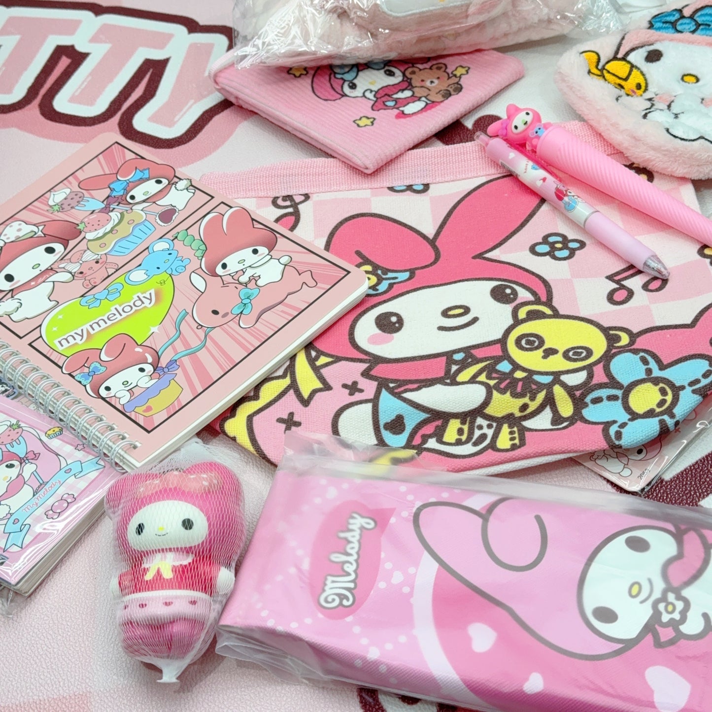 Blind bag (12 items )Order 3 or more Blind Bags and get a FREE BIG Notebook!!!-Aria