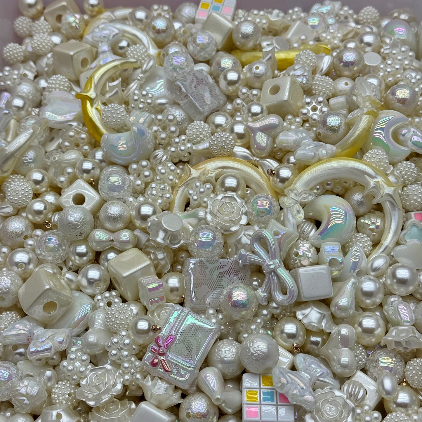 Acrylic beads – Pearls  for beadable pens, keychains, phone chains