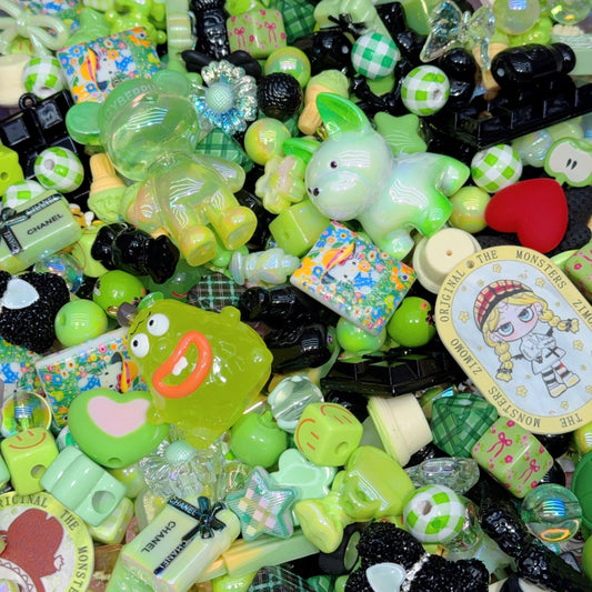 Acrylic beads-Monster Shop in Greenfield(green&black)