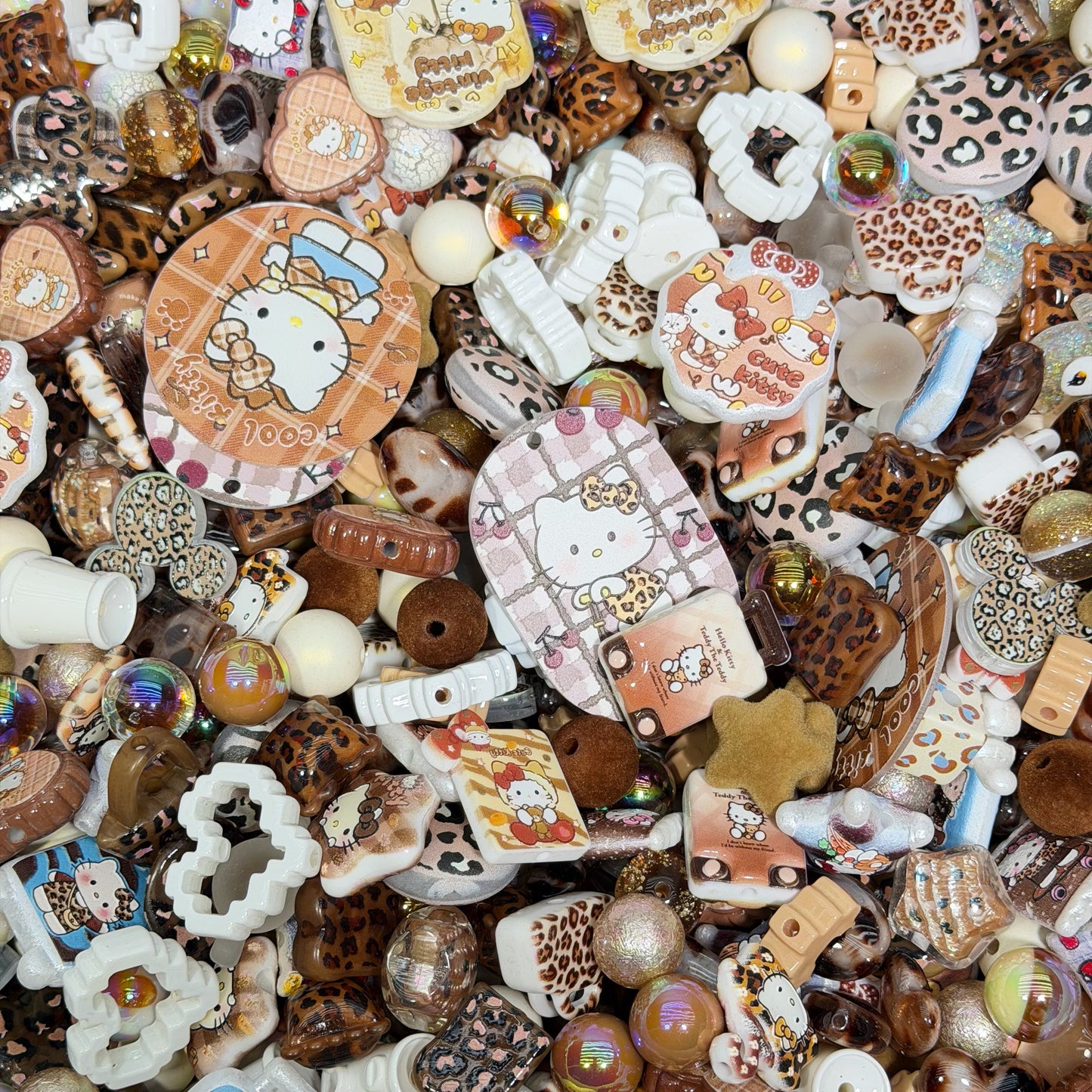 Acrylic beads- Leopard Kitty (for beadable pens, keychains, phone chains)