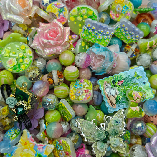 Acrylic beads-Flower field(for beadable pens, keychains, phone chains)